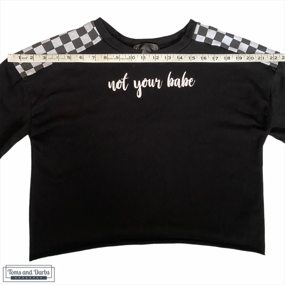 Not Your Babe Long Sleeve Checkered Crop Top - Picture 5 of 9